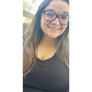 Meet your Posher, Kylee